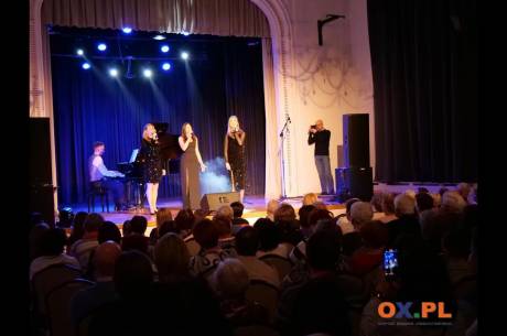 W Cieszyńskim Ośrodku Kultury „Dom Narodowy” odbył się koncert pt. „Gdy folklor milknie”.  foto MJ/OX.PL